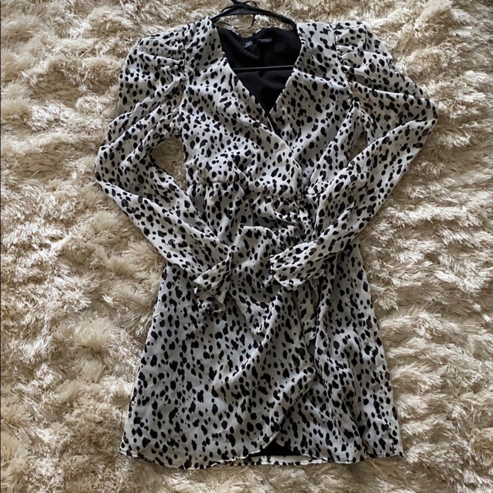 Zara black and white dress